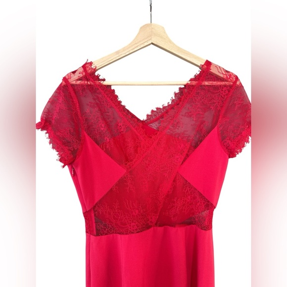 BCBGMaxAzria Nel Lipstick Red Lace Cocktail Dress - Picture 10 of 13